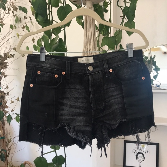 Free People Pants - Free People- Mid waist black Denim Shorts Free People Pants - Free People- Mid waist black Denim Shorts